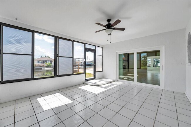 Building Photo - 13836 Darlene Ave