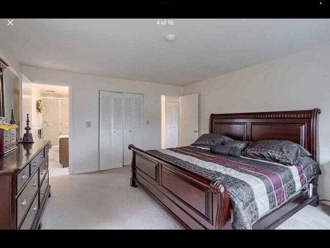 Building Photo - Spacious 3BR Condo in North Andover