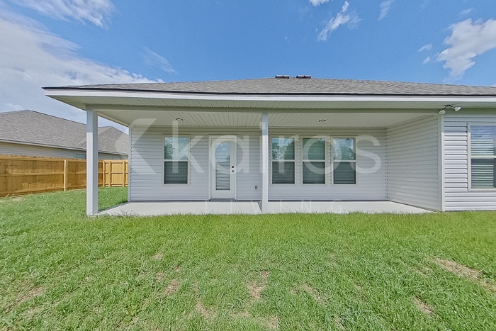 Building Photo - 118 Rainfall Ln