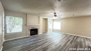 Building Photo - 2410 Gem Oak