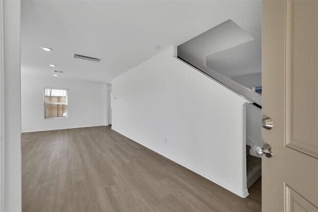 Building Photo - 1714 Campos Ct