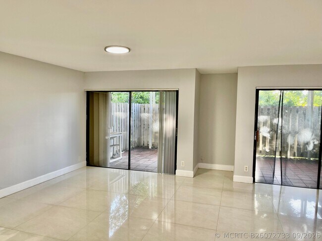 Building Photo - 3555 NW 91st Ln