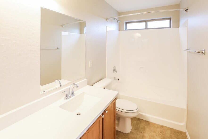 Building Photo - 6806 W Gary Way