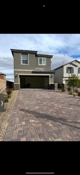 Building Photo - 4816 Kinworthy St