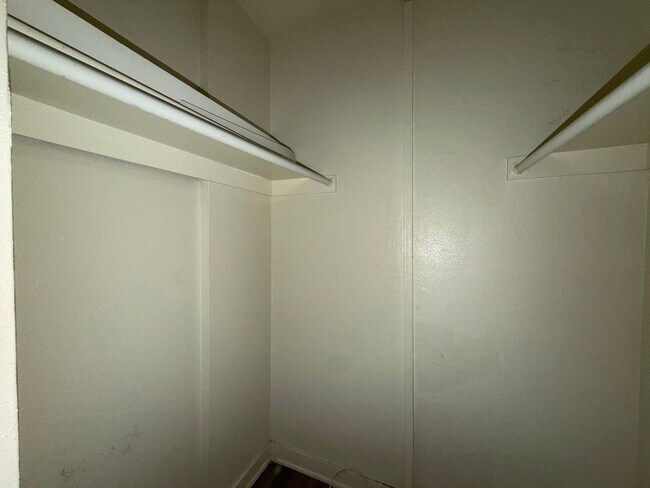 Building Photo - 9010 Tobias Ave