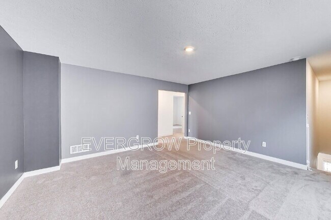 Building Photo - 4543 Nokes Pl