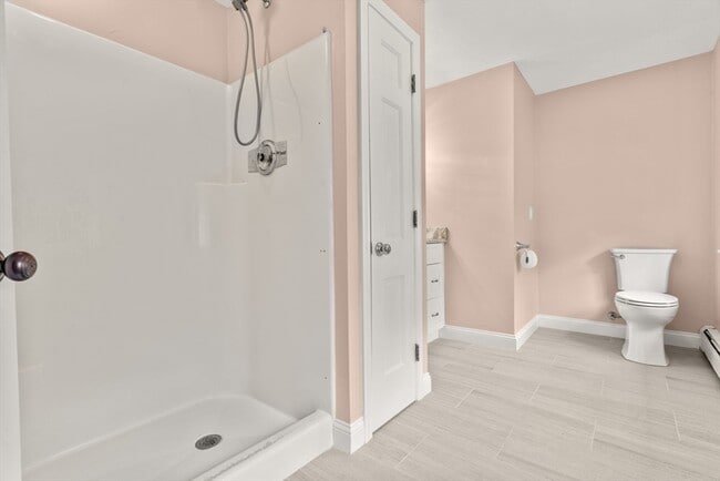 Building Photo - 45 Stanford Dr