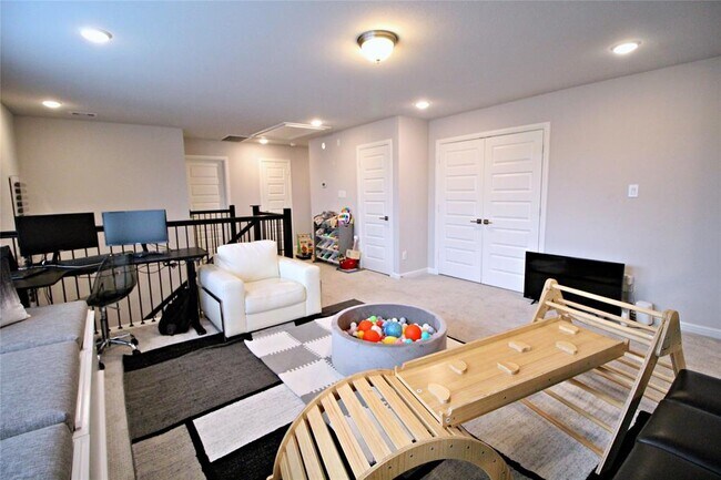 Building Photo - 8143 Bellwick Bay Ct