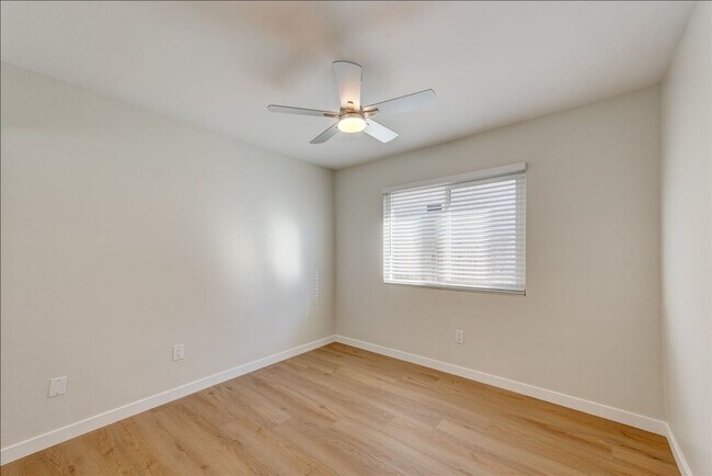 Building Photo - 11370 Travis Pl