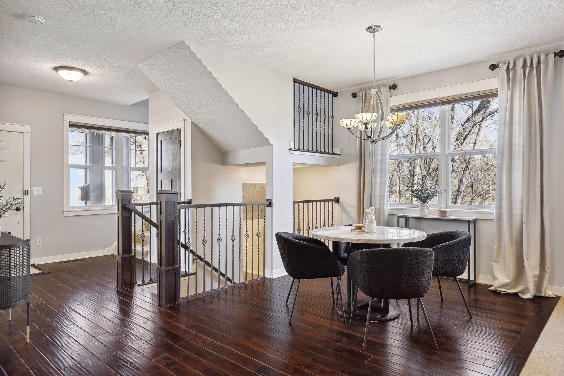 Building Photo - 2019 Louisiana Ave S