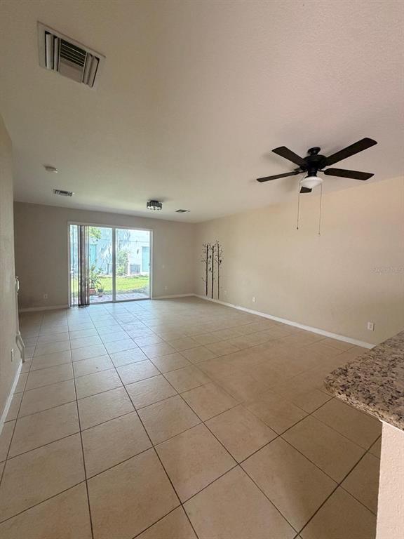Building Photo - 1911 Silverweed Way