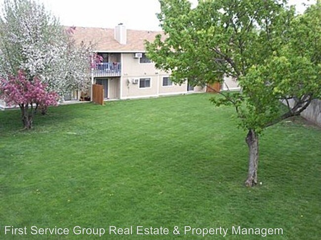 Building Photo - 6691-6697 W Denton Ln