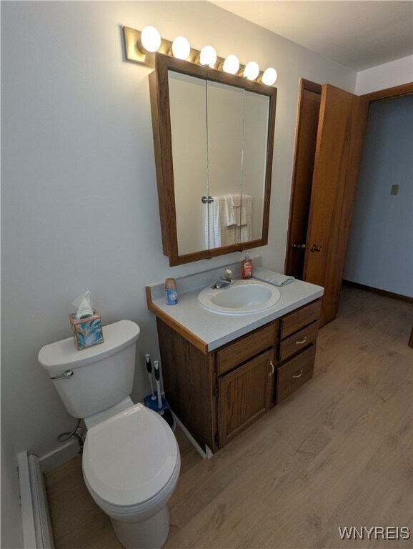 Building Photo - 28 Mead St