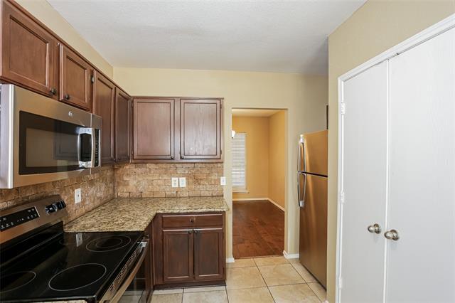 Building Photo - 2716 Hemingway Dr