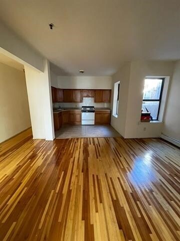 Building Photo - 220 Stegman St