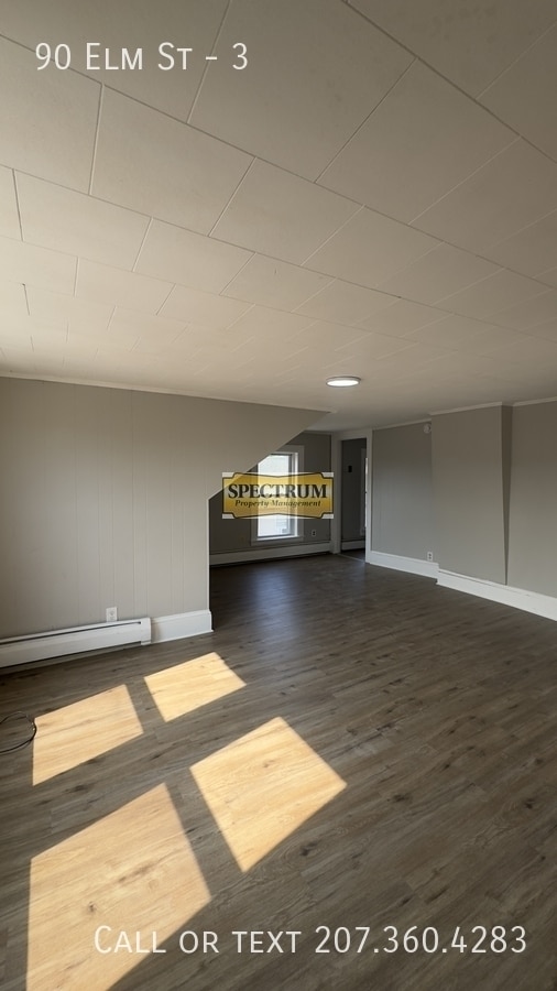Building Photo - 90 Elm St