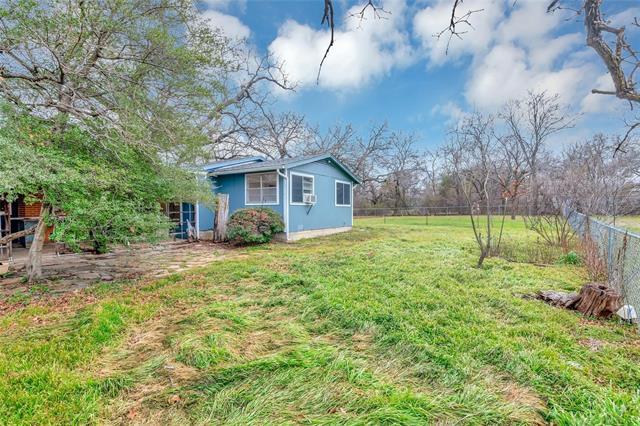 Building Photo - 410 Shady Ln