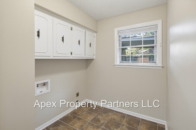 Building Photo - 2472 Boysenberry St