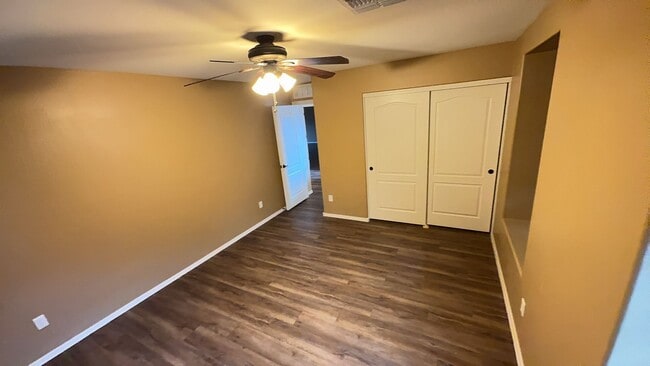 Building Photo - Beautiful 4 Bedroom - 2.5 Bath with Lots of Bonuses - Gilbert