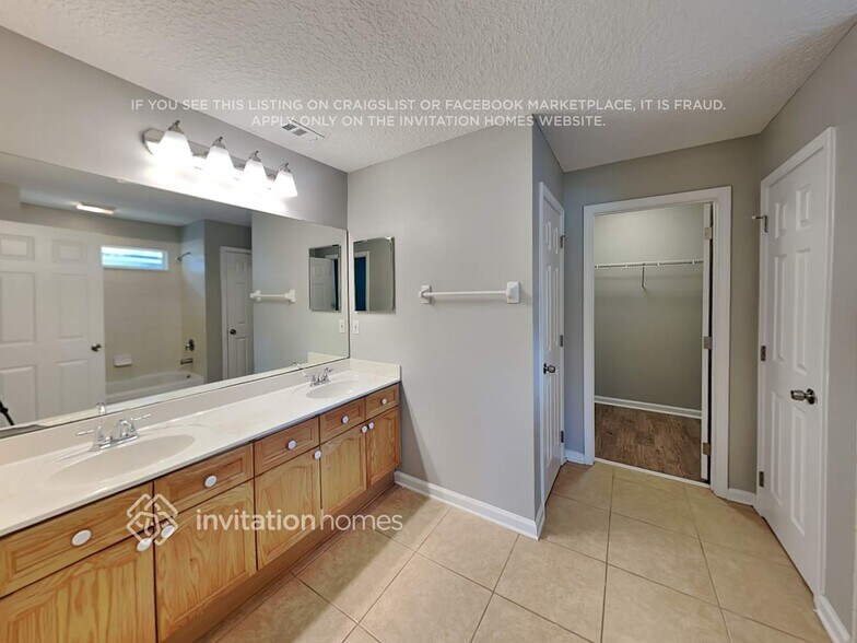 Building Photo - 1100 Andrea Way