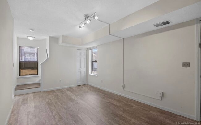 Building Photo - 730 Robert Frost Dr