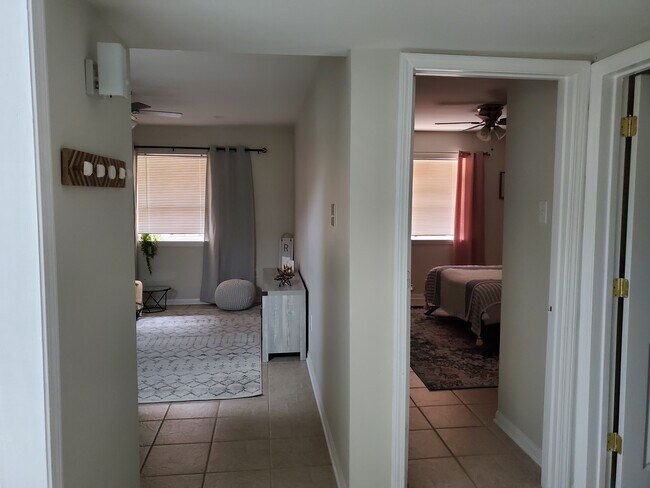 Building Photo - 2500 Houma Blvd