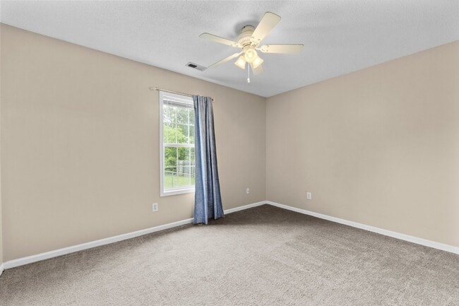 Building Photo - 212 Quail Creek Ct