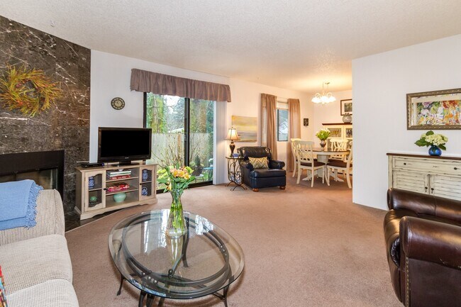 Building Photo - Kirkland Condo