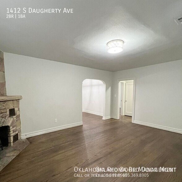 Building Photo - 1412 S Daugherty Ave