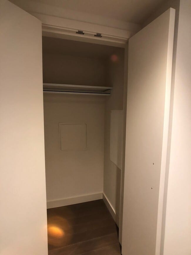 Building Photo - Insignia View - 2 Bedroom / 1.75 Bath w/ O...