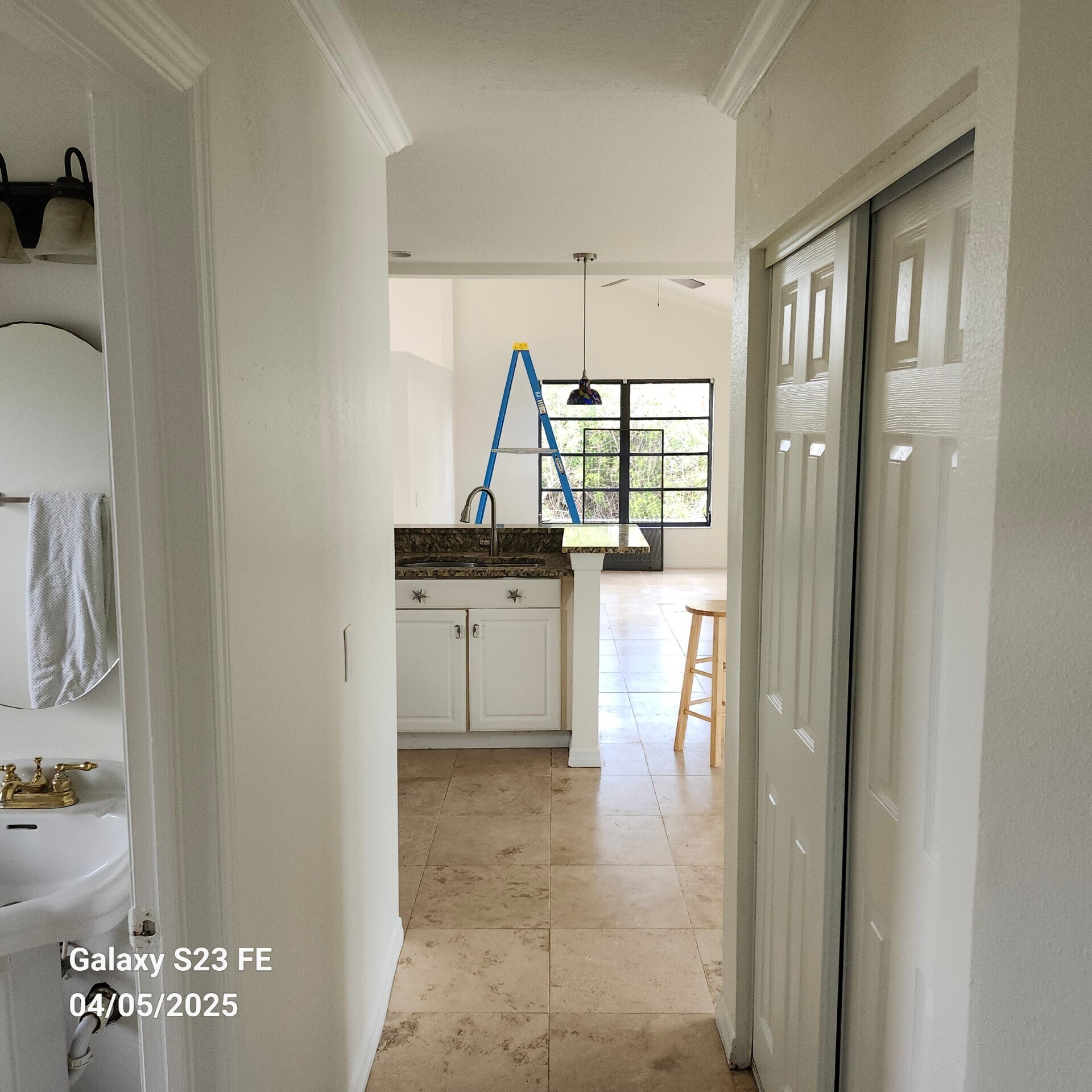 Building Photo - 322 Darst Ave