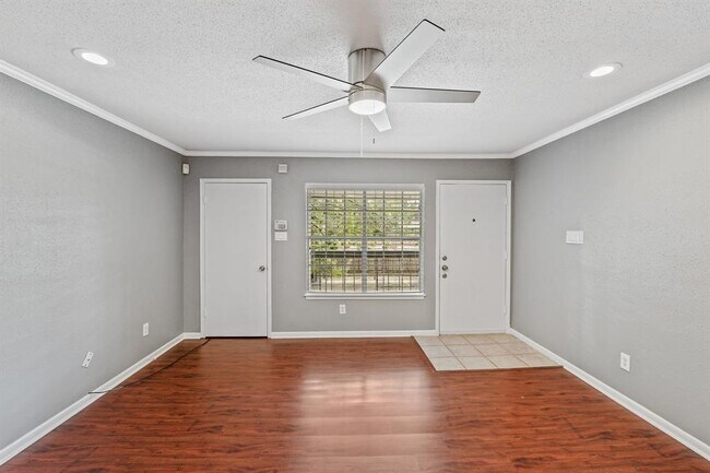 Building Photo - 2350 Bering Dr