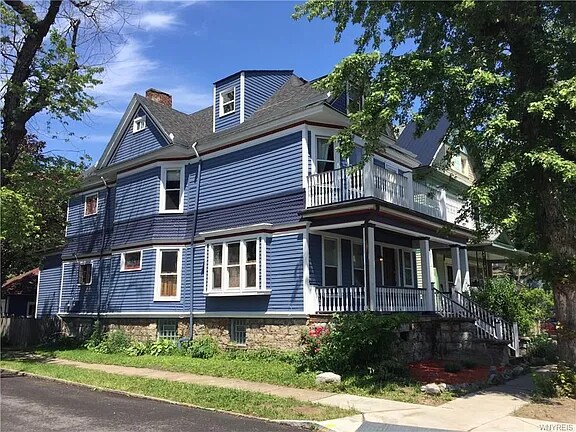 Building Photo - 496 W Ferry St