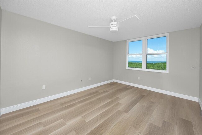 Building Photo - 2333 Feather Sound Dr