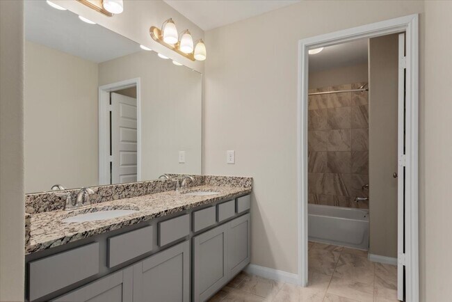 Building Photo - 4071 Northern Spruce Dr