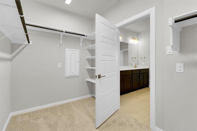 Building Photo - 4717 Vizsla Ln