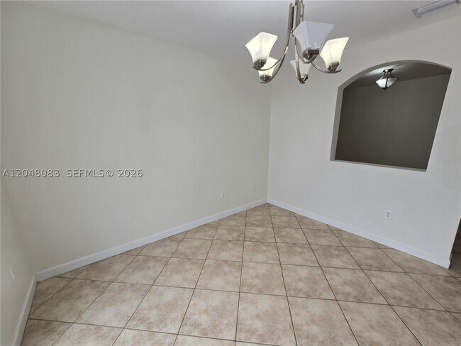Building Photo - 14758 SW 9th Ln