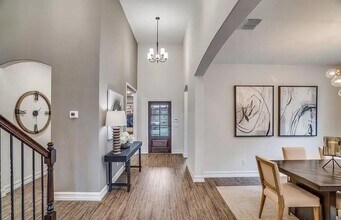 Building Photo - 3620 Thunian Pass