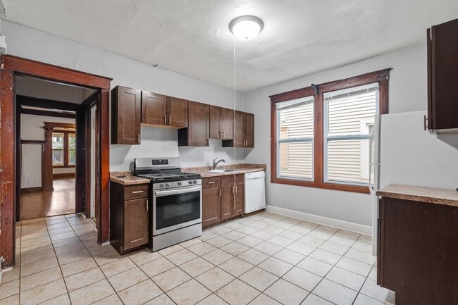 Building Photo - Murray house