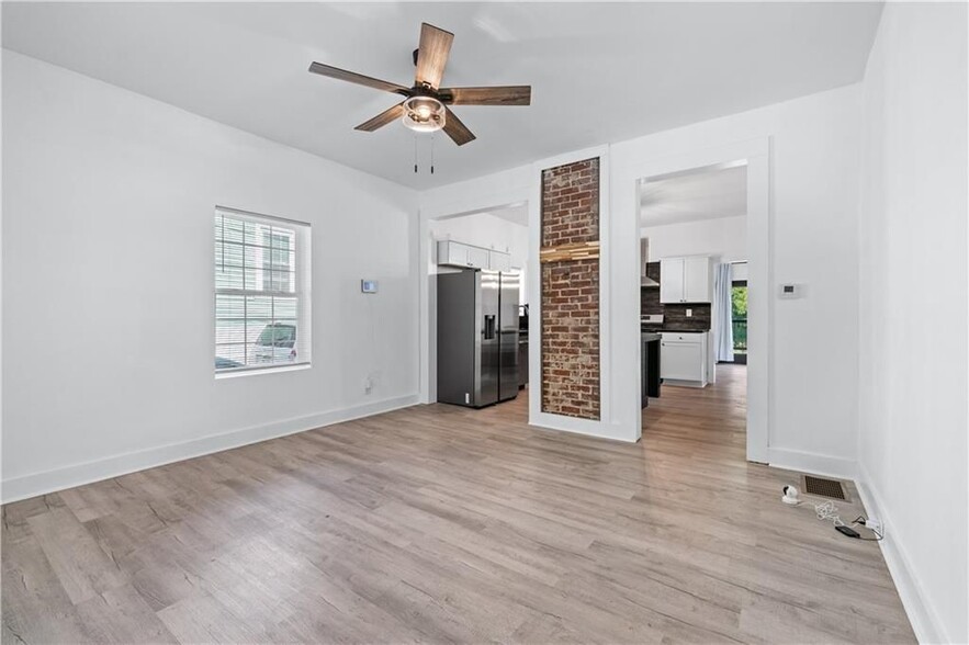 Building Photo - 1035 Astor Ave SW