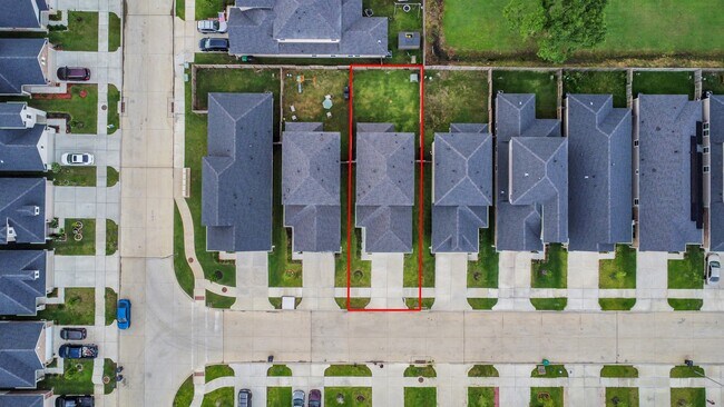 Building Photo - 11834 Beachberry Dr