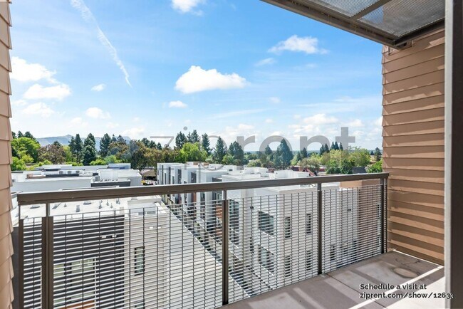 Building Photo - 3768 Capitol Ave