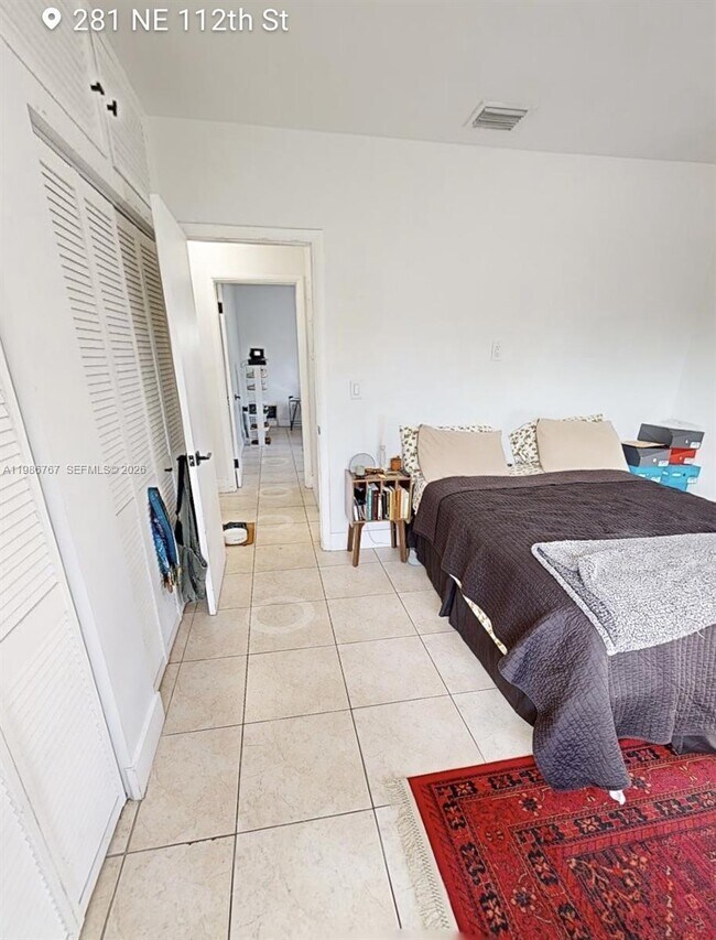 Building Photo - Northeast 112th Street, Miami, FL 33161 - 3 BR 2 BA single-family home