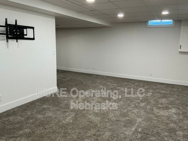 Building Photo - 316 N 13th St