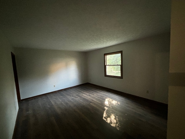 Building Photo - 23 Groton Dr