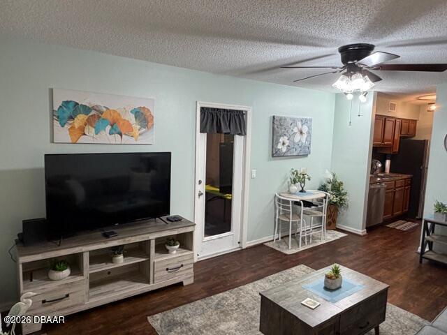 Building Photo - 1401 S Palmetto Ave