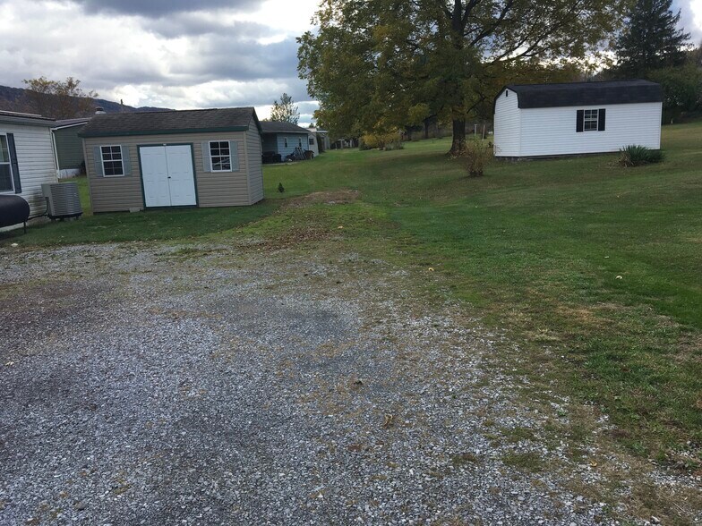 Building Photo - 15073 Dunnings Hwy