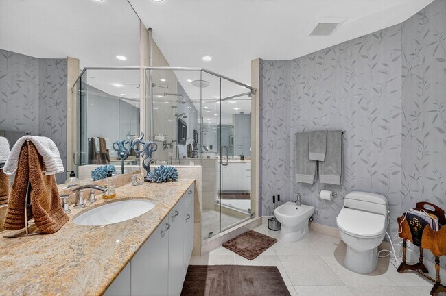 Building Photo - 1600 S Ocean Blvd