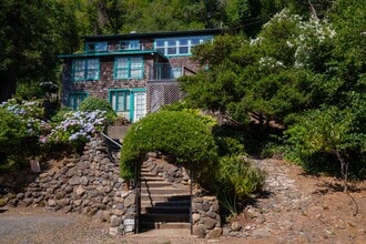 Building Photo - 2697 S Fitch Mountain Rd