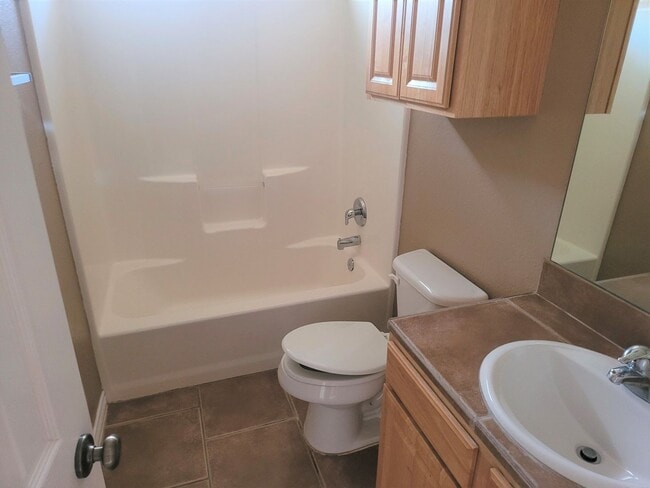 Building Photo - 3027-3029 LodgePole